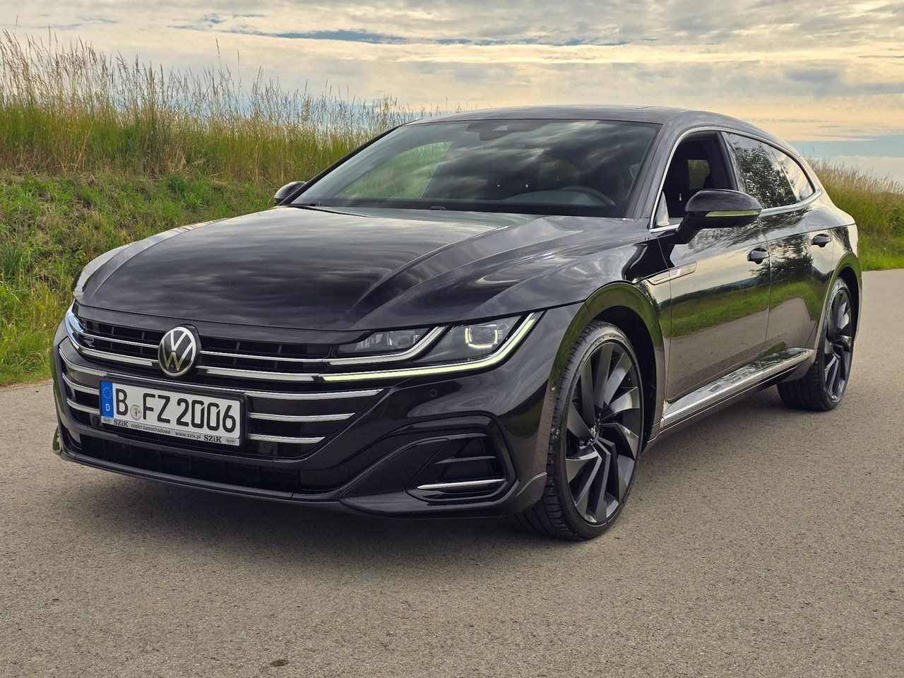 فولکس واگن آرتیون شوتینگ بریک 2.0 TSI OPF DSG R-Line
