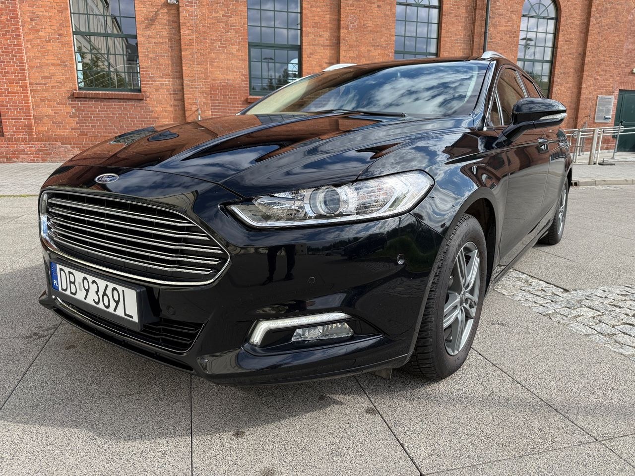 فورد موندئو SW 1.5 EcoBoost S&S Titanium