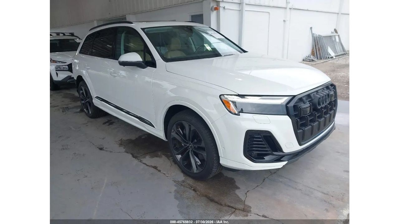 آئودی Q7 3.0 TFSI کواترو تیپترونیک