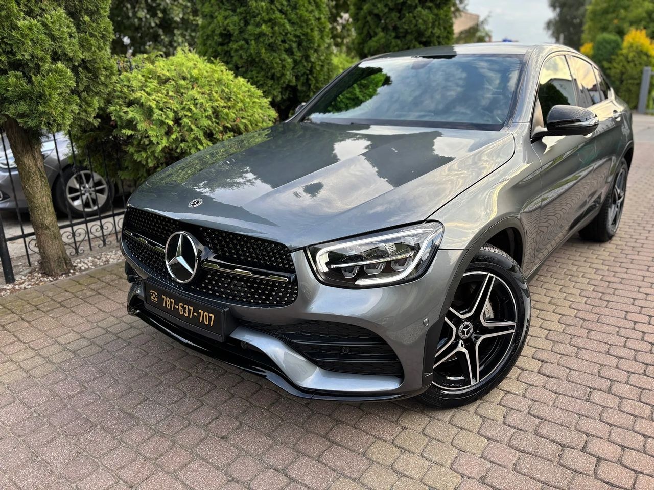 مرسدس بنز GLC 200 d 4Matic 9G-TRONIC AMG لاین