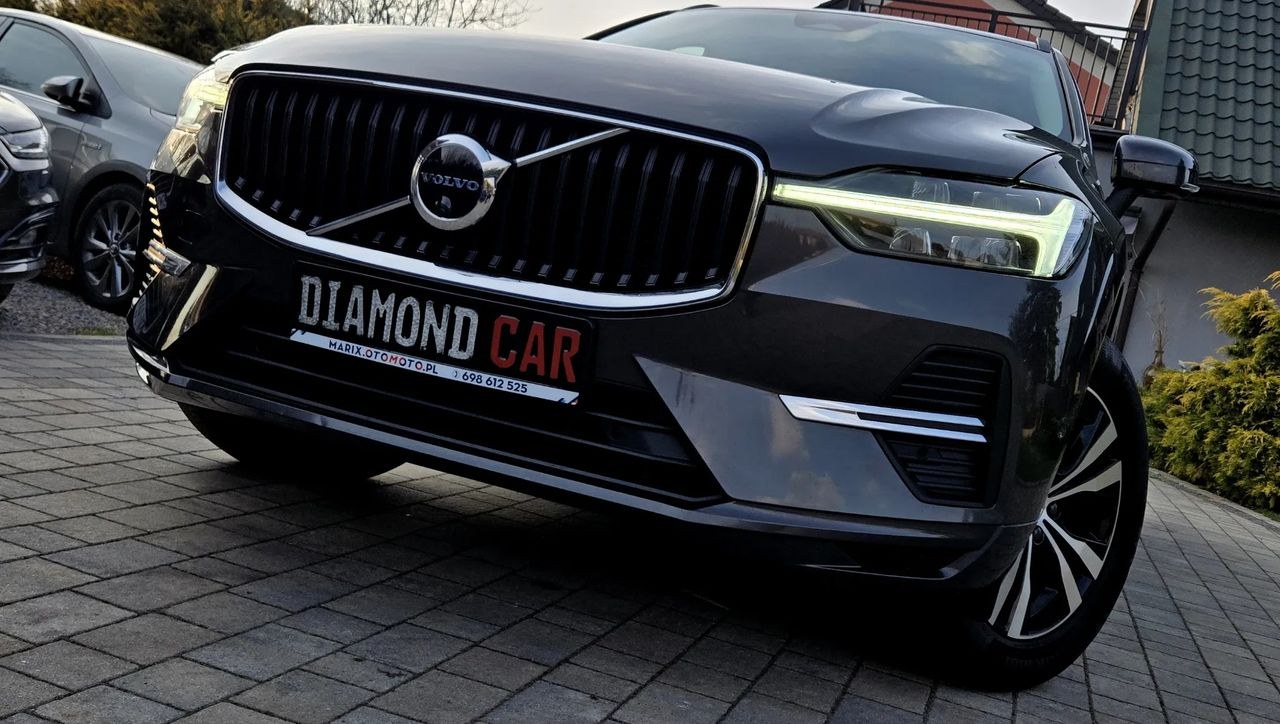 ولوو XC 60 B4 D گیرترونیک مومنتوم پرو