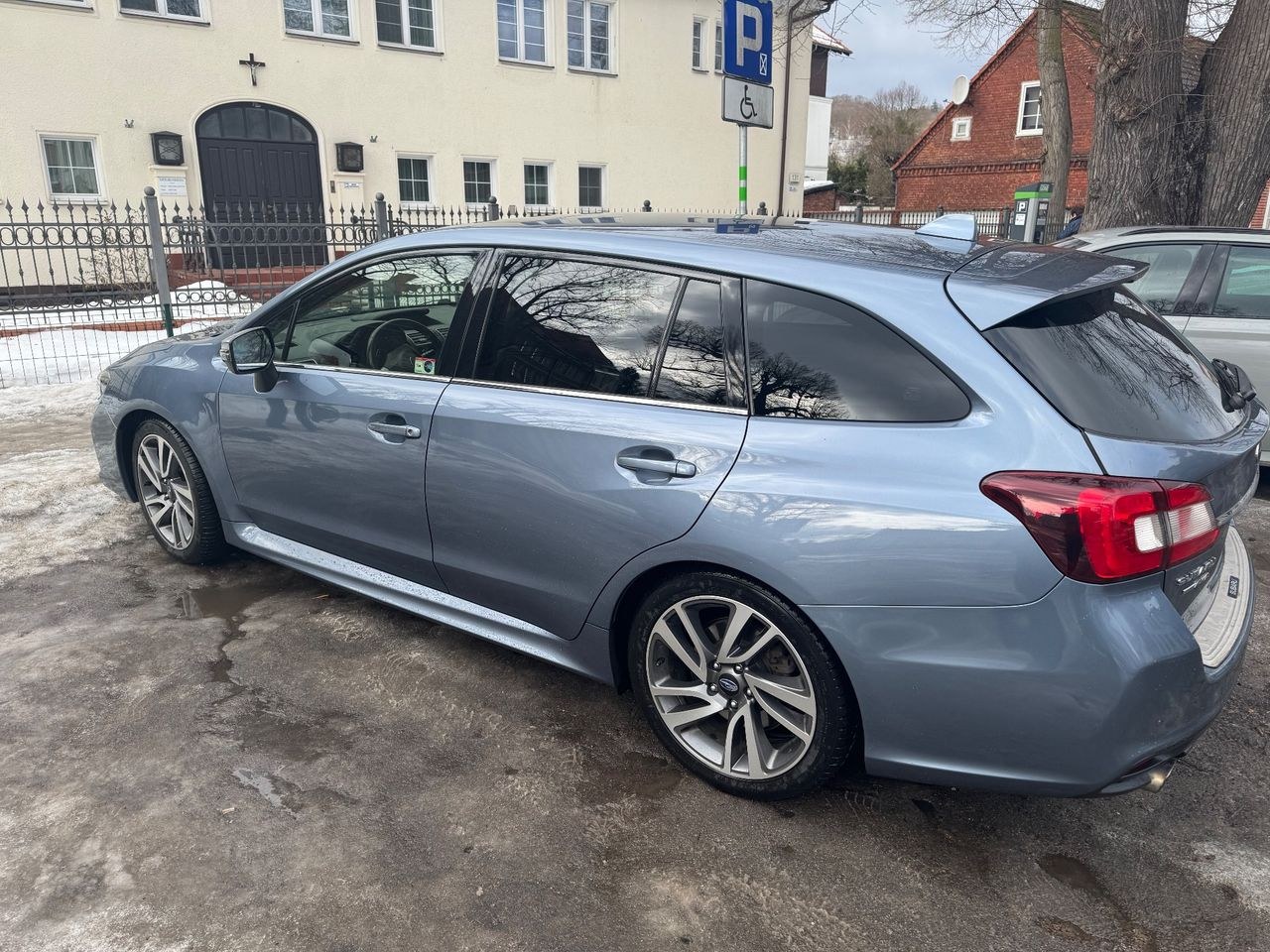 سوبارو لِوورگ 1.6 GT-S اسپورت CVT
