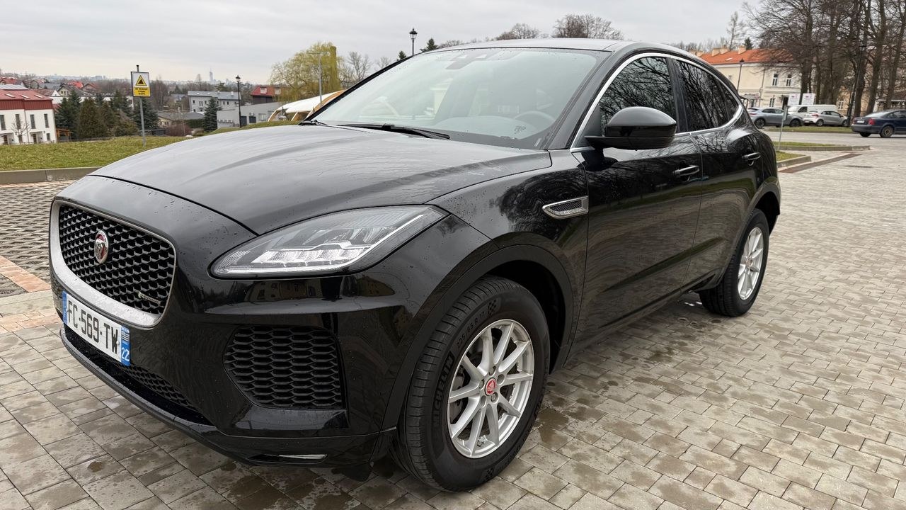 جگوار E-Pace D150 R-Dynamic SE
