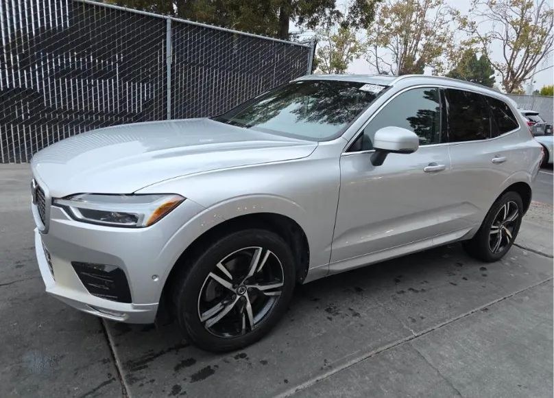 ولوو XC 60 T6 AWD آر-دیزاین