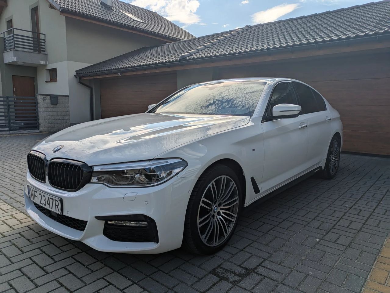 بی ام و سری 5 530i xDrive M اسپورت اسپورت