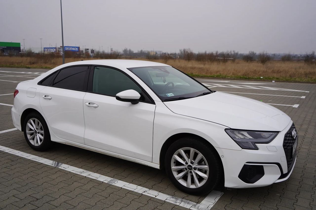 آئودی A3 لیموزین 35 TFSI mHEV S tronic