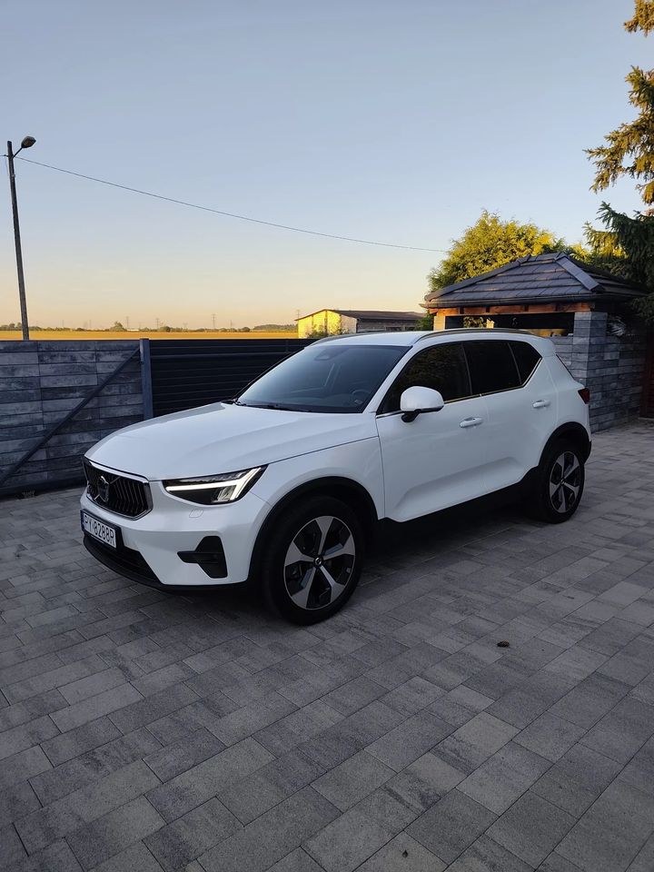 ولوو XC 40 B3 B DKG پلاس برایت
