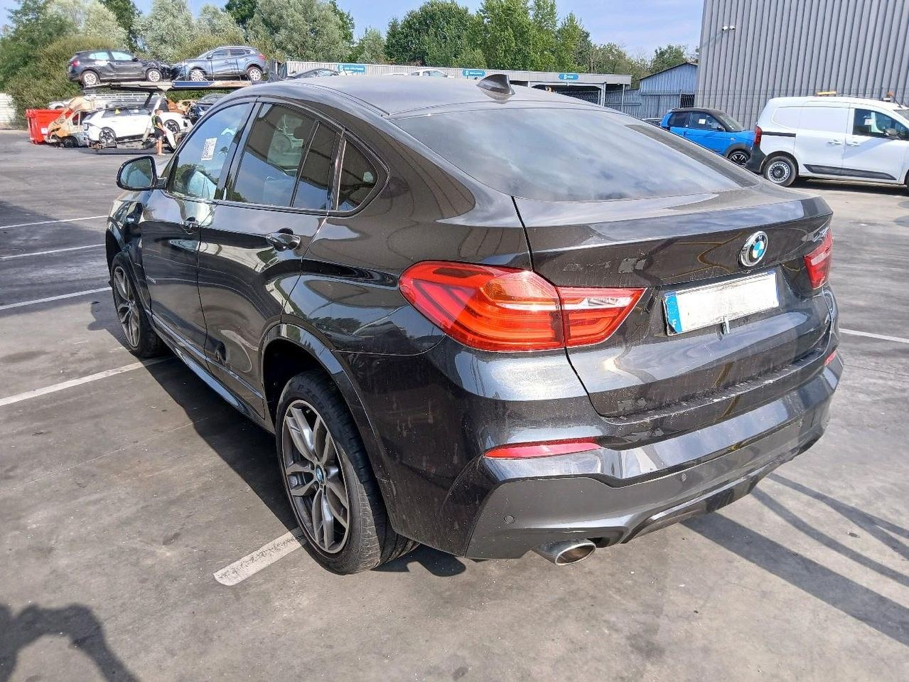 بی ام و X4 xDrive20d ام اسپورت ادیشن
