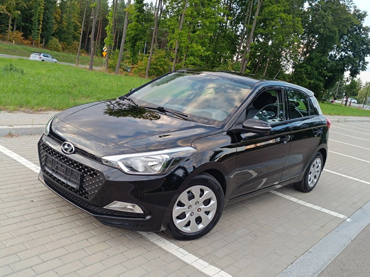 هیوندای i20 بلو 1.2 کلاسیک