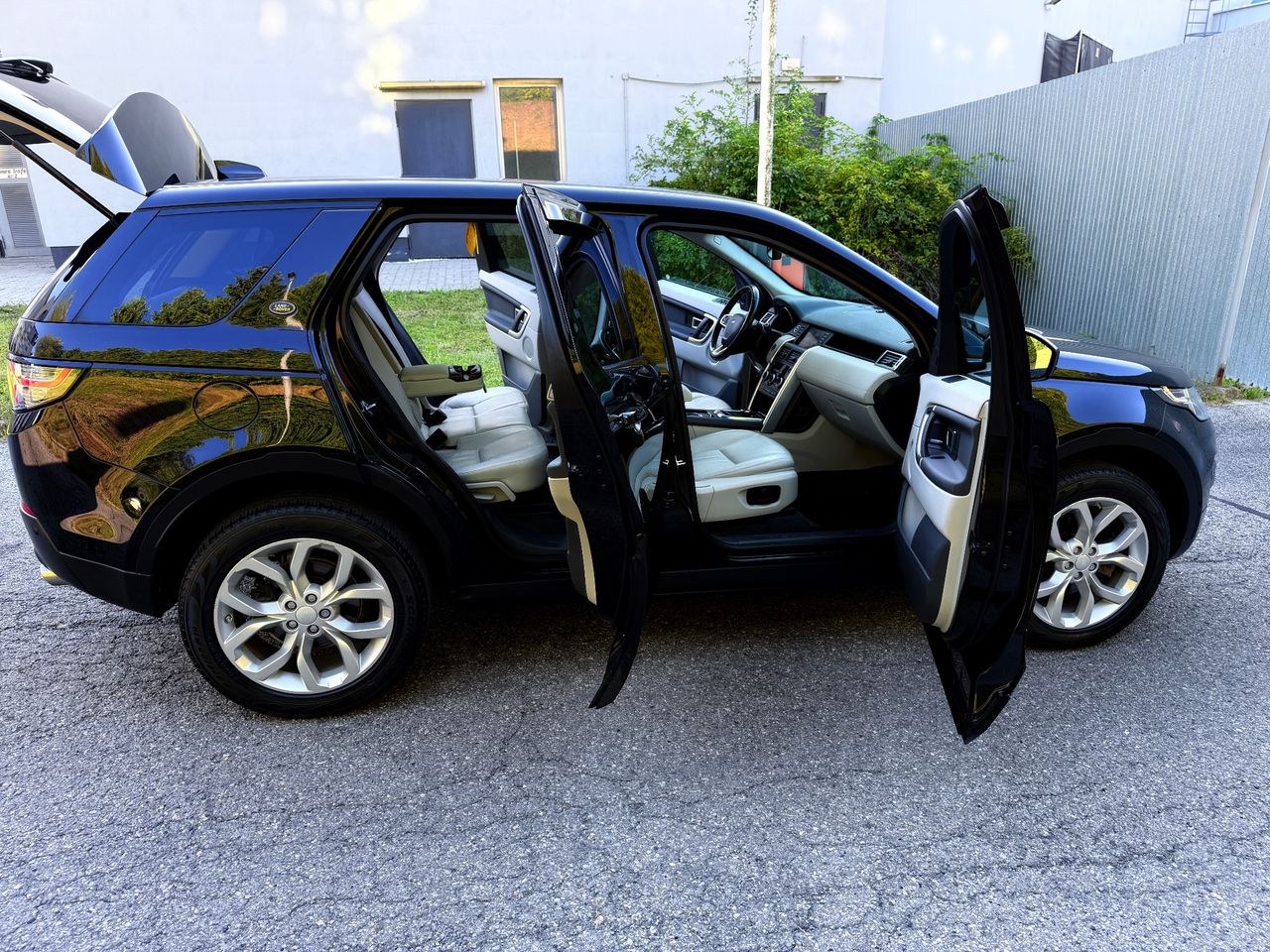 لندروور Discovery Sport TD4 HSE