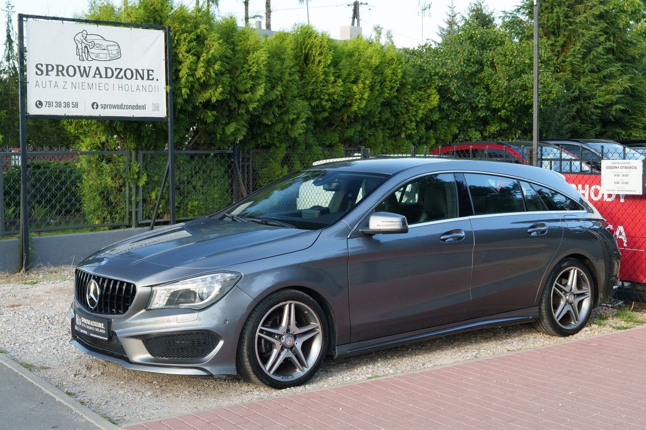 مرسدس بنز CLA 180 7G-DCT AMG لاین