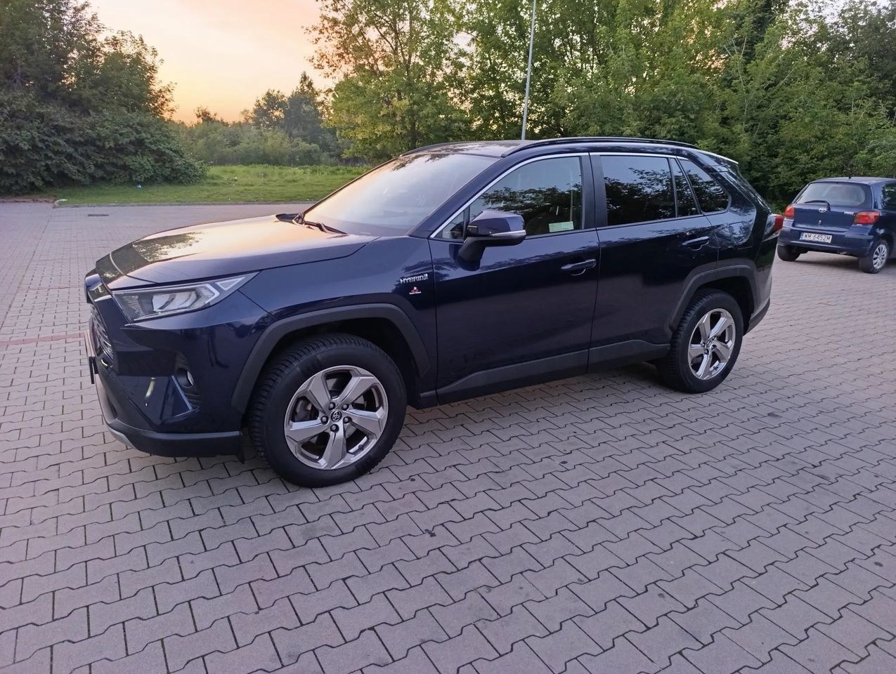 تویوتا RAV4 2.5 Hybrid Comfort 4x2