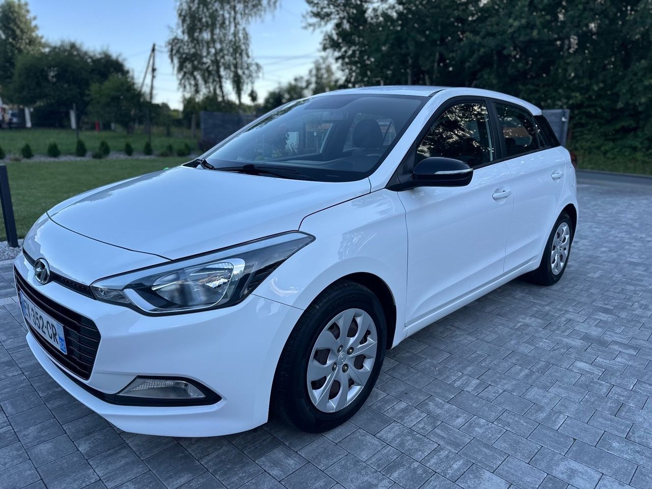 هیوندای i20