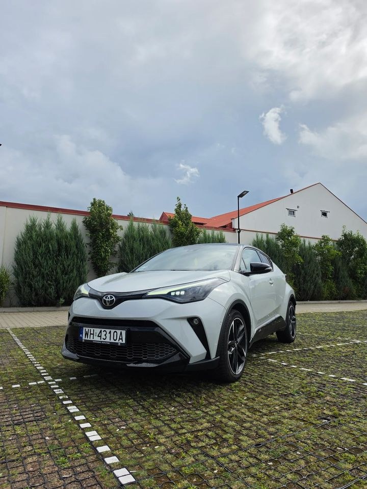 تویوتا C-HR 2.0 هیبرید GR Sport