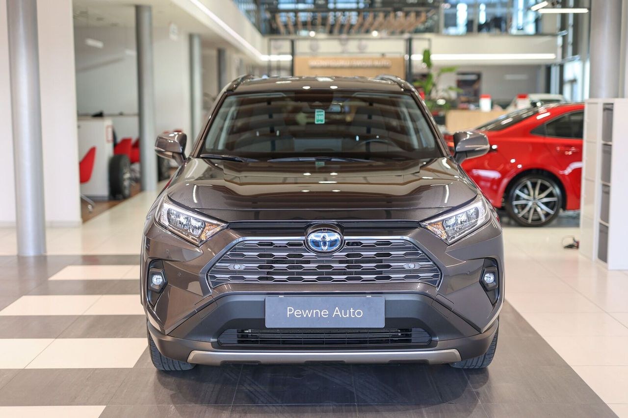 تویوتا RAV4 2.5 هیبرید کامفورت 4x4