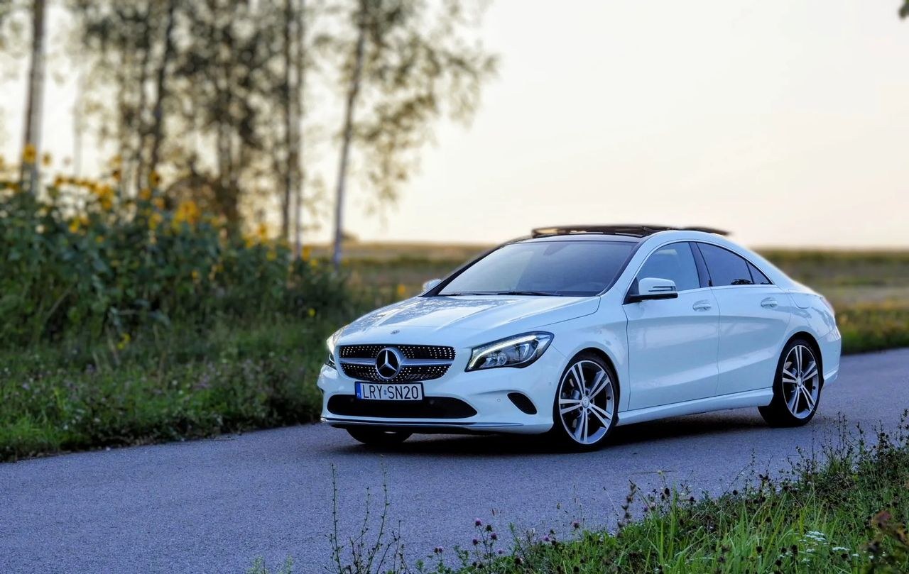 مرسدس بنز CLA 250 7G-DCT UrbanStyle Edition