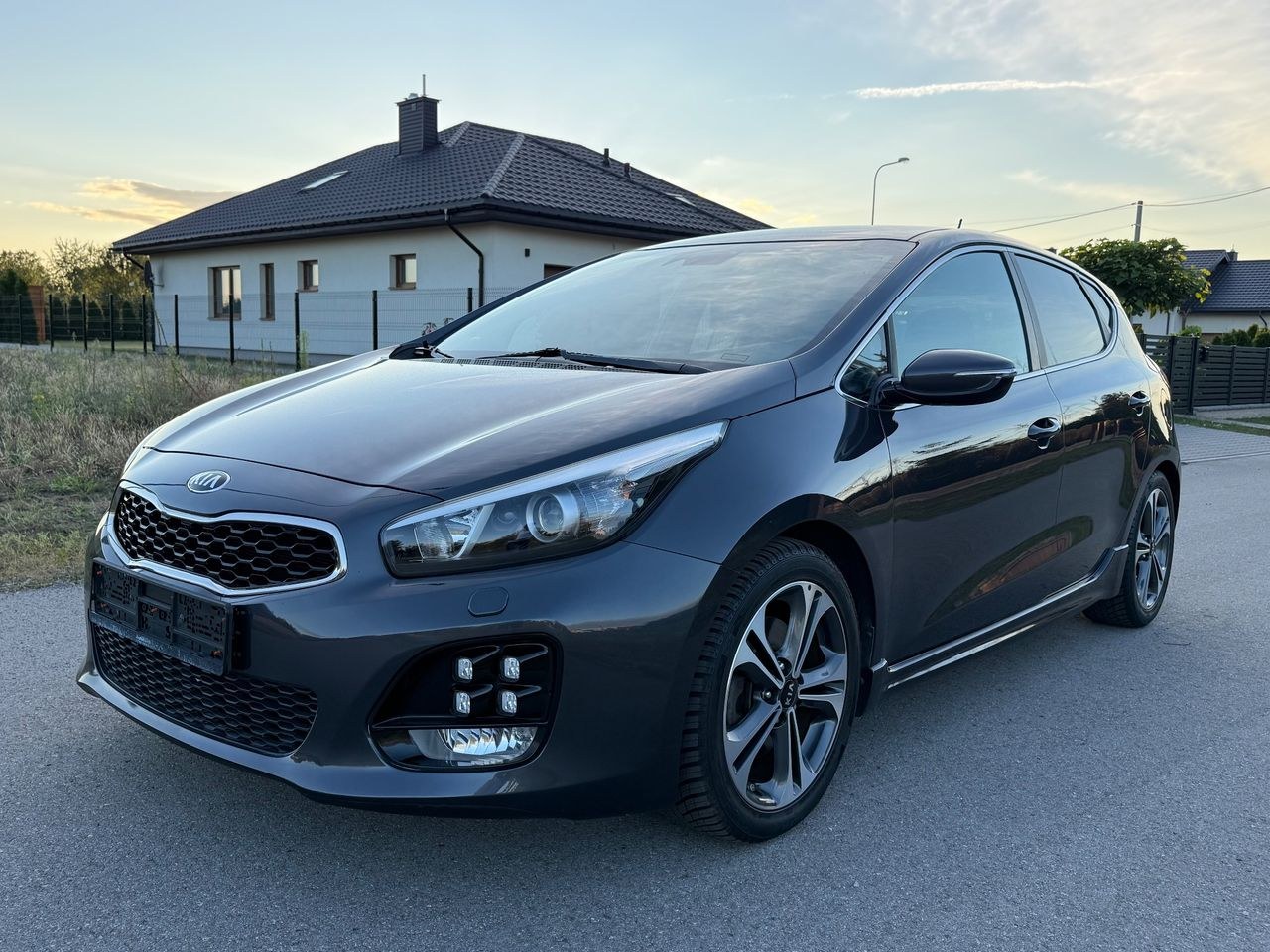 کیا سید 1.6 CRDi 136 DCT ISG GT Line