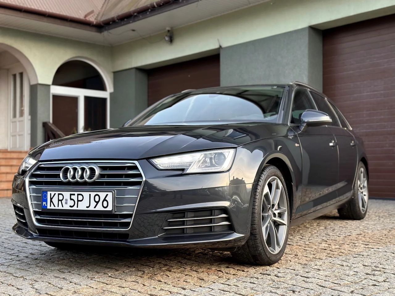 آئودی A4 آوانت 2.0 TDI اولترا اسپورت