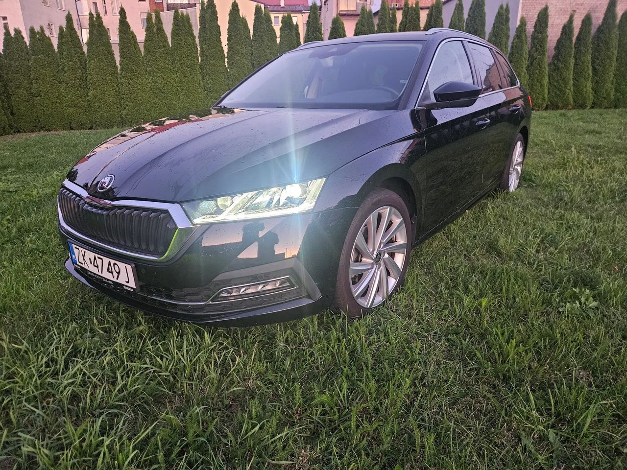اشکودا اکتاویا 1.5 TSI e-Tec استایل DSG