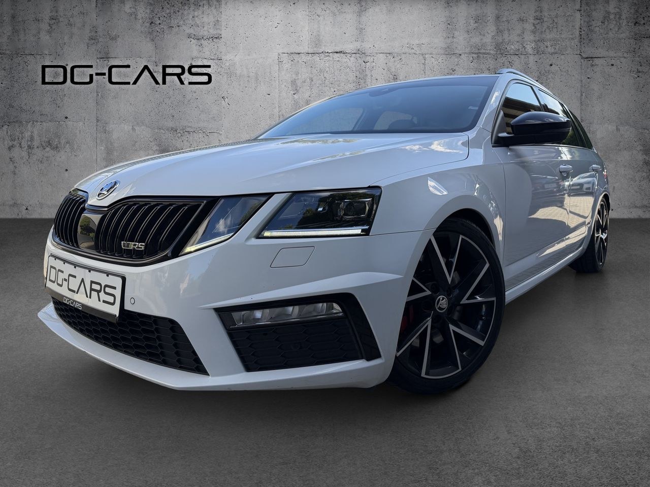 اشکودا اکتاویا 2.0 TSI RS چلنج 245 DSG