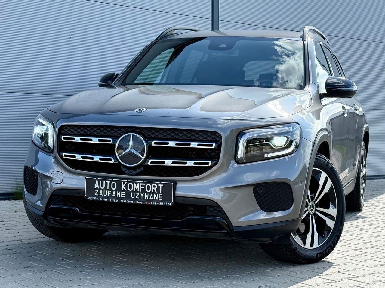 مرسدس بنز GLB 200 d 4-Matic AMG Line 8G-DCT