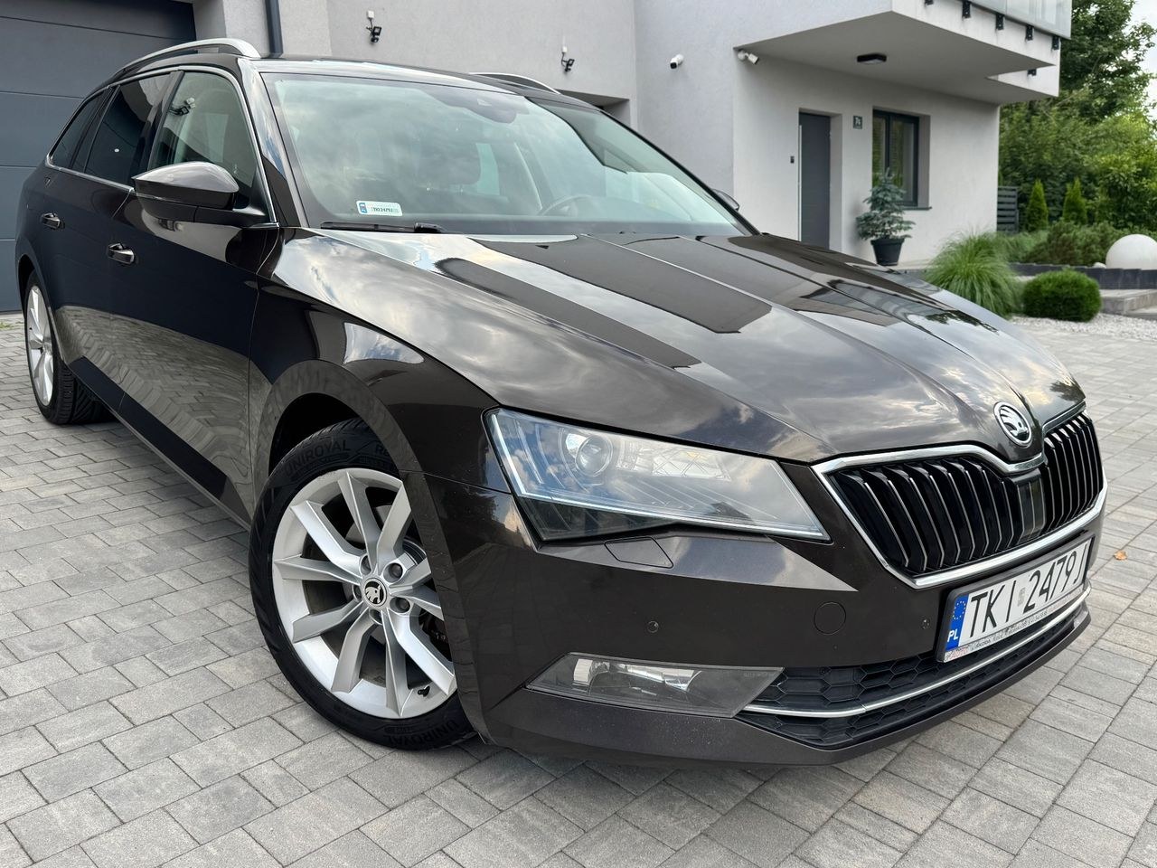 اشکودا سوپرب 2.0 TDI Ambition DSG