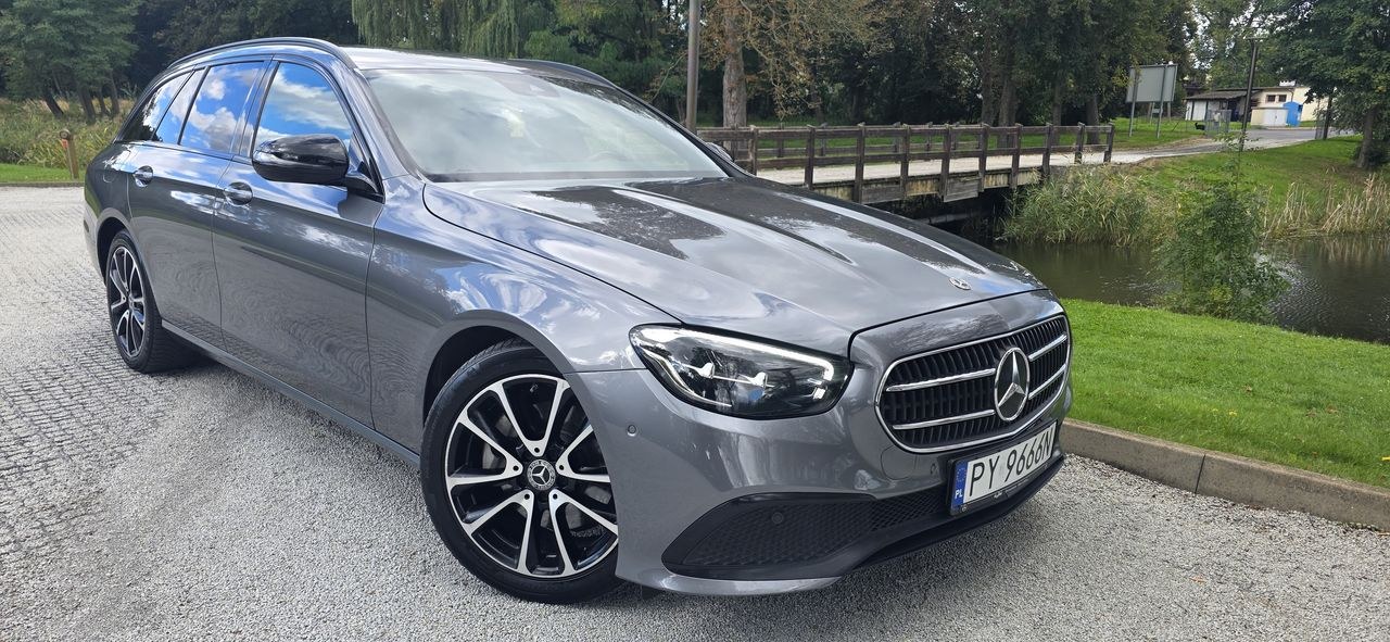 مرسدس بنز کلاس E 220 d 9G-TRONIC آوانگارد