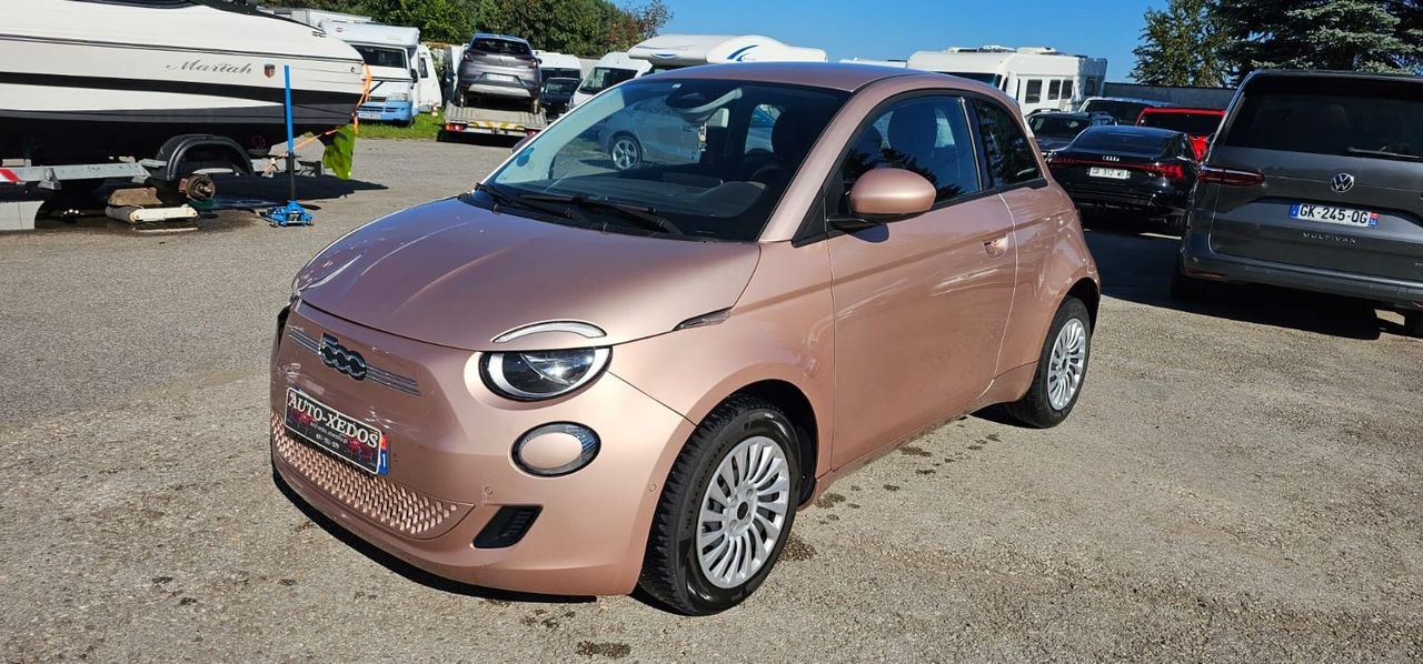 فیات 500 23.8kWh RED