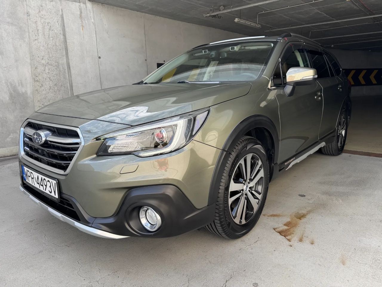 سوبارو Outback 2.5i Lineartronic Sport