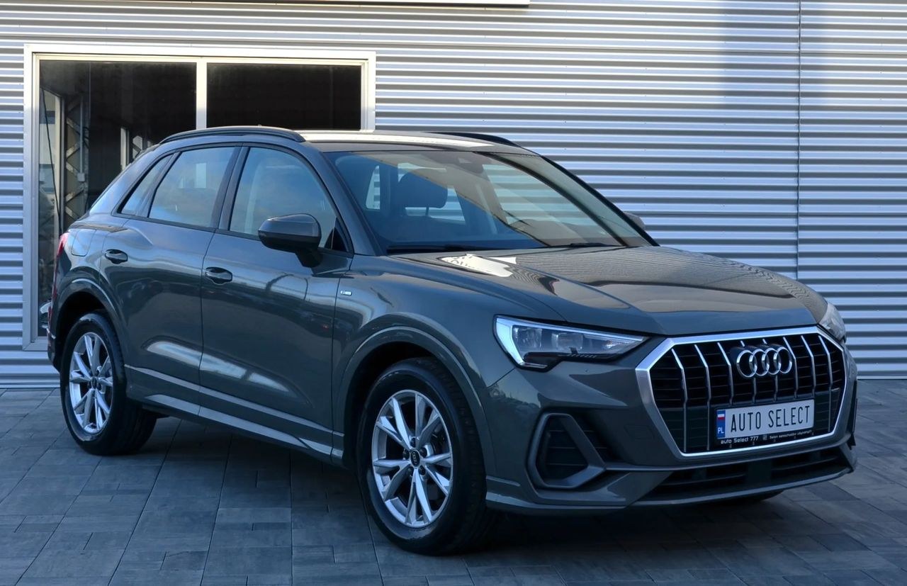 آئودی Q3 2.0 TDI اس ترونیک دیزاین