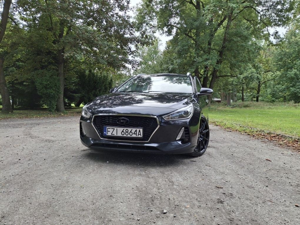 هیوندای i30