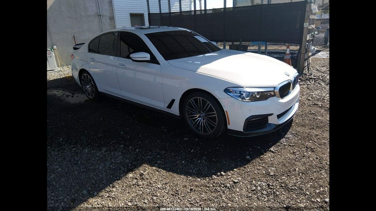 بی ام و سری 5 530i ایکس‌درایو M اسپرت ادیشن