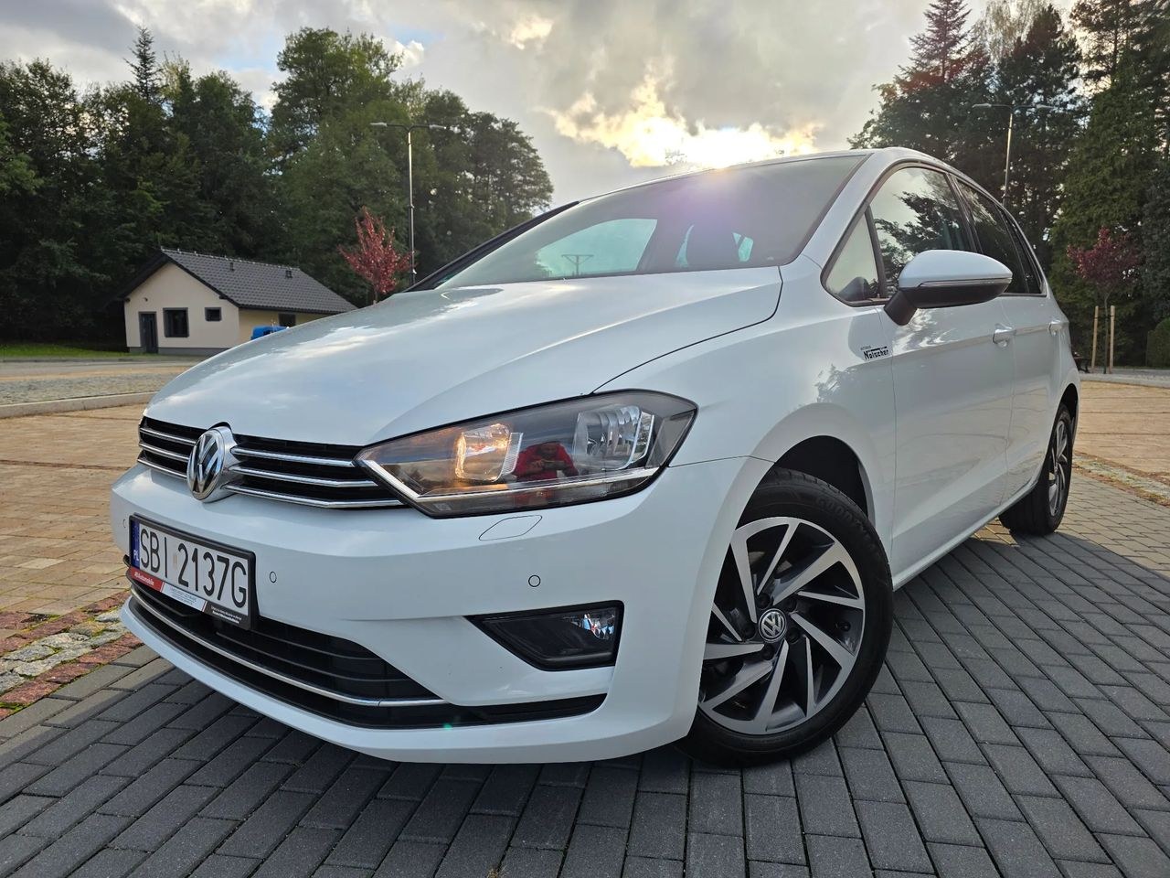 فولکس واگن گلف اسپورتس‌وان 1.2 TSI (بلو‌موشن تکنولوژی) ساند