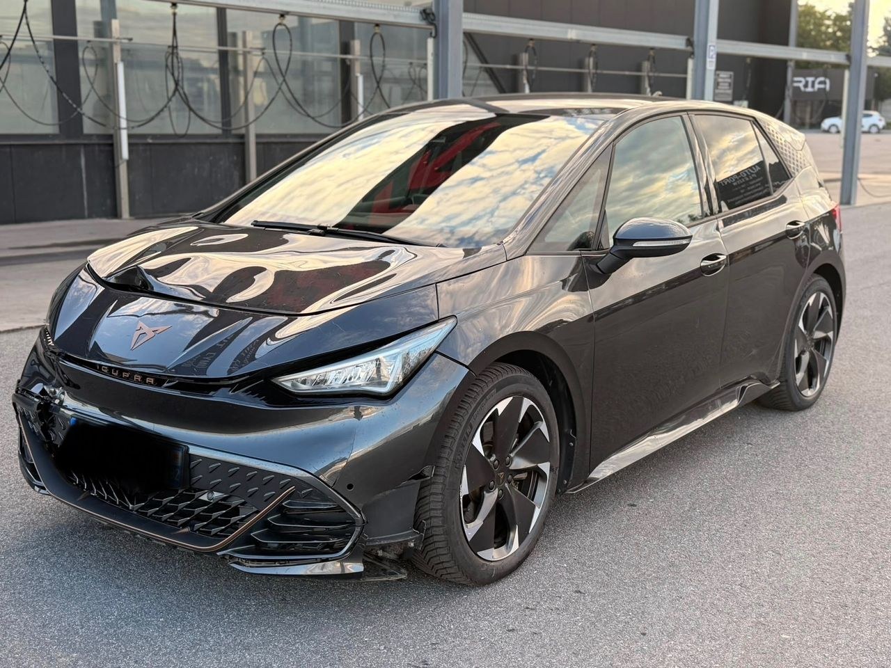 کوپرا بورن 170kW/77kWh