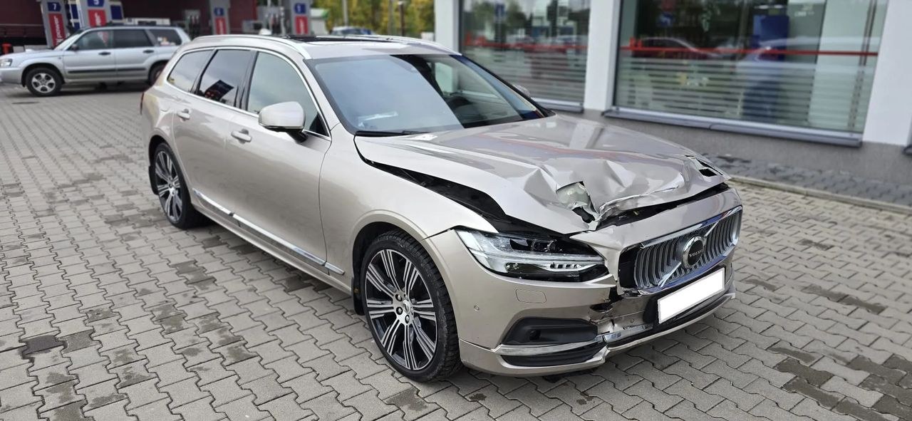 ولوو V90 B4 D آلتیمیت برایت