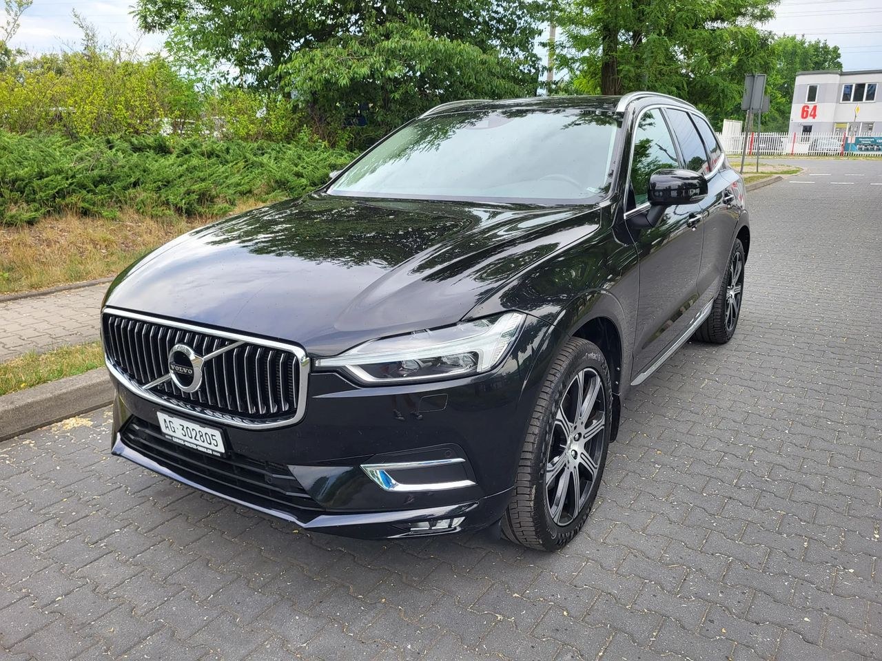 ولوو XC 60 T6 AWD اینسکریپشن