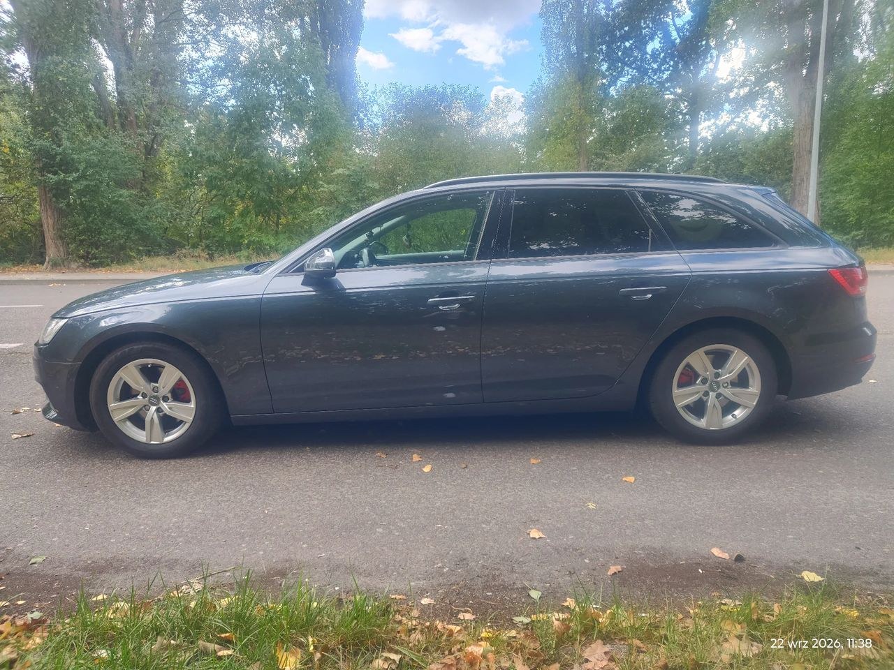آئودی A4 آوانت 2.0 TDI