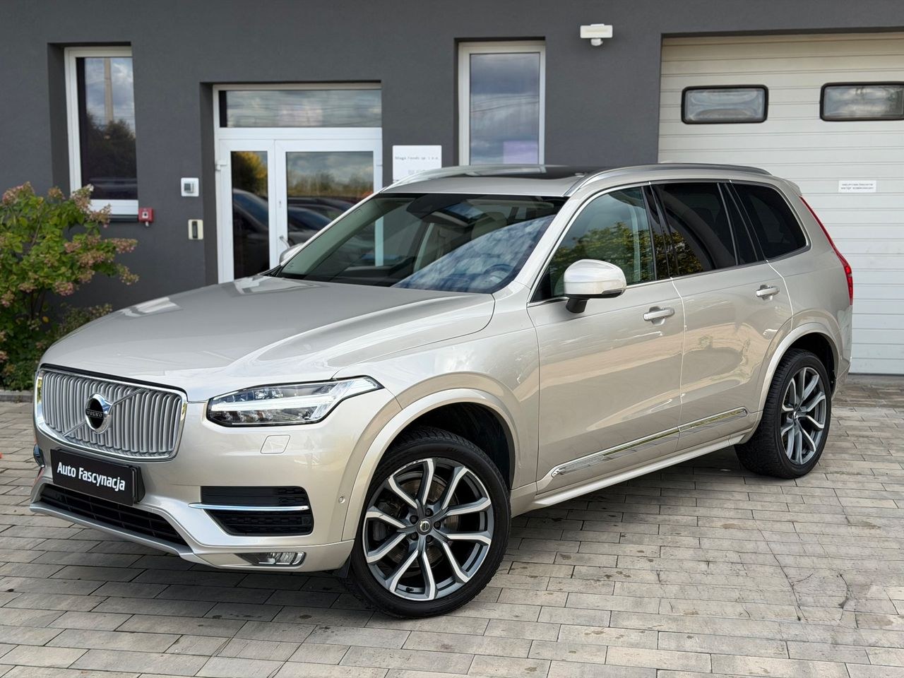 ولوو XC 90 D5 AWD گیرترونیک اینسکریپشن