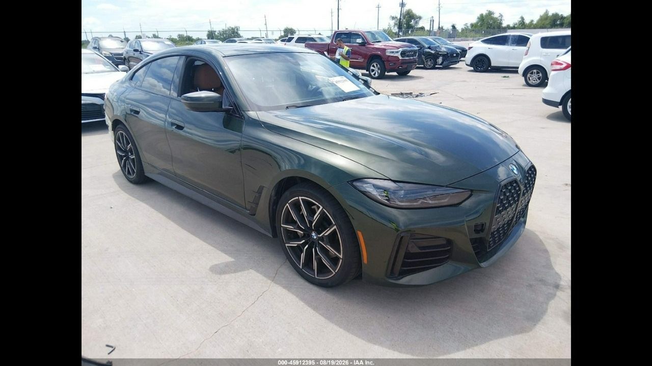 بی ام و سری 4 430i xDrive M اسپورت