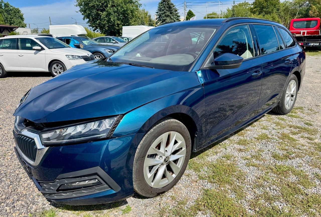 اشکودا اکتاویا 2.0 TDI Ambition
