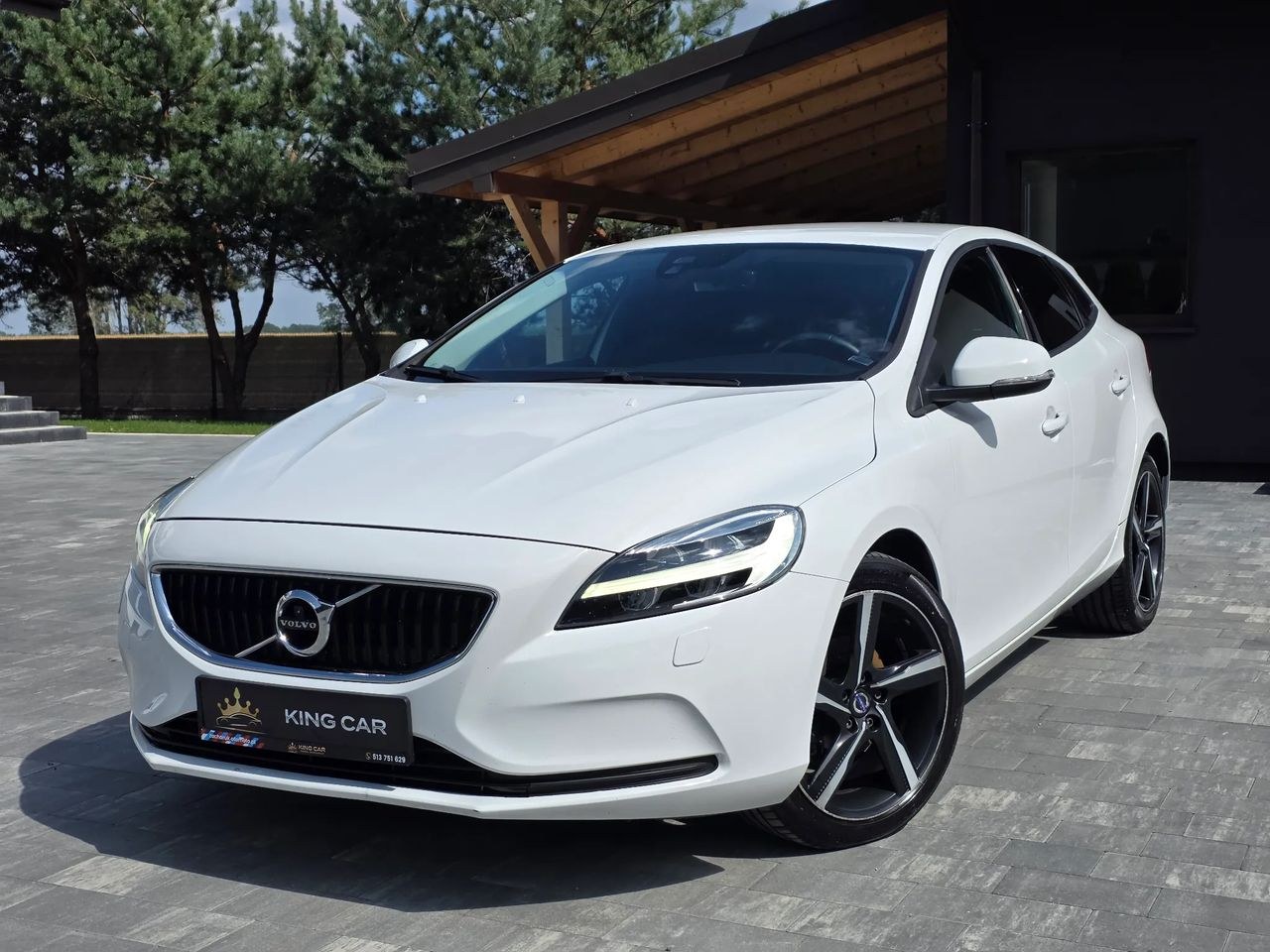 ولوو V40 D3 Momentum