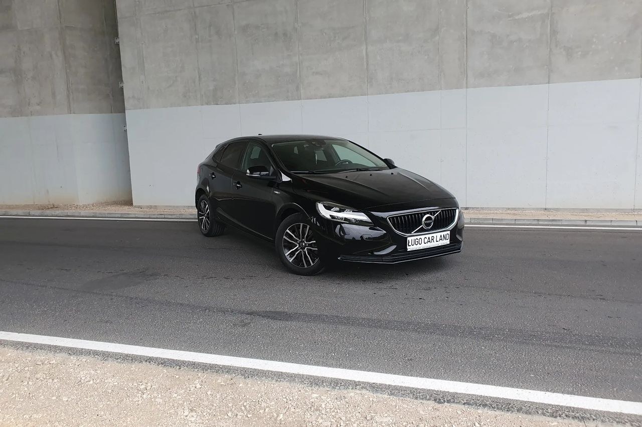 ولوو V40 D2 گیرترونیک کینتیک