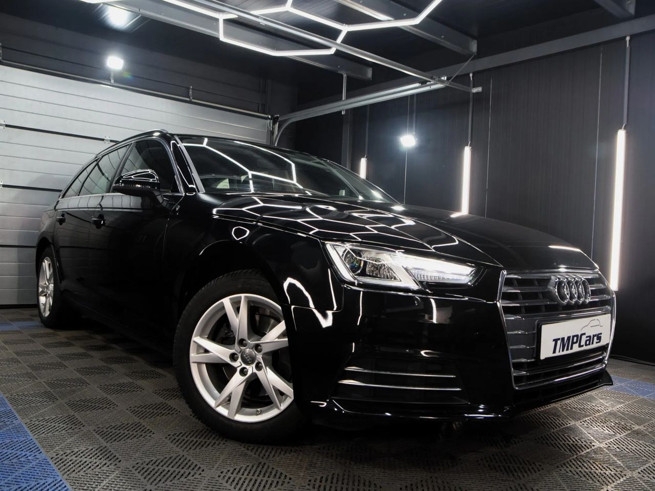 آئودی A4 آوانت 1.4 TFSI S tronic