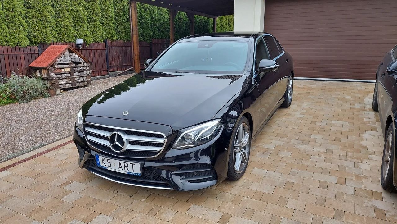 مرسدس بنز کلاس E 220 d 4-Matic AMG