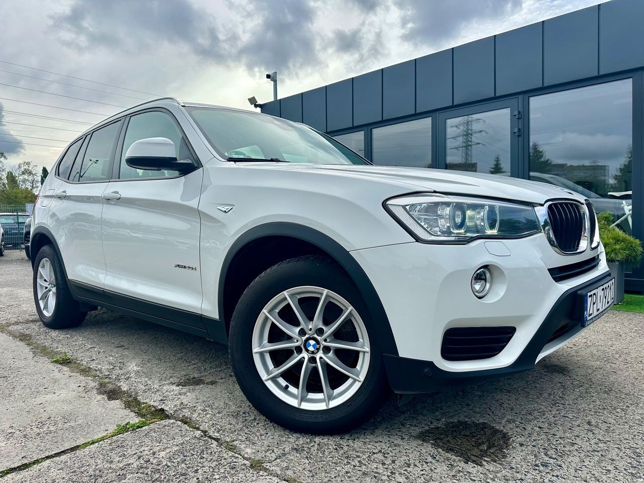 بی ام و X3 xDrive20d