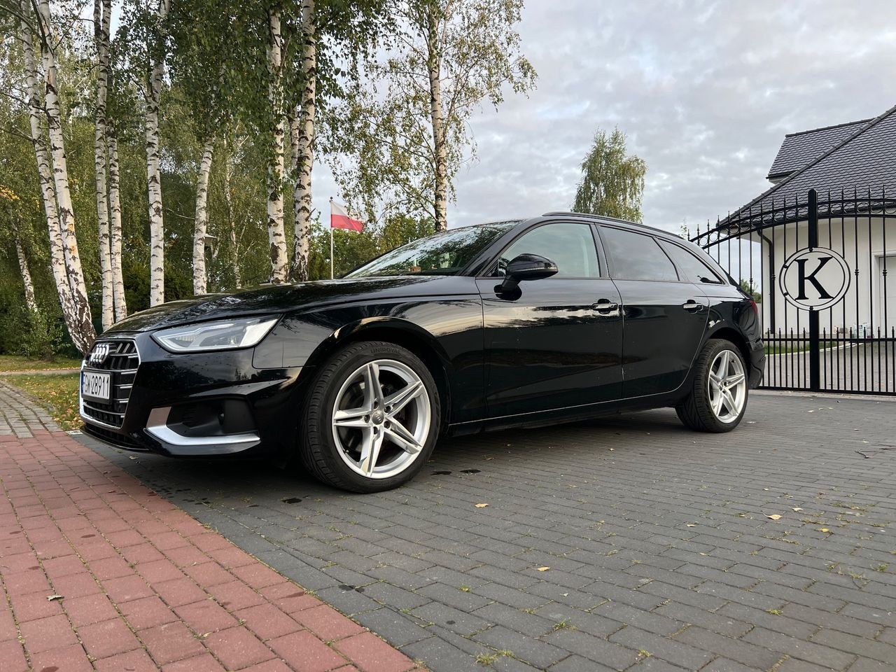 آئودی A4 آوانت 30 TDI S tronic