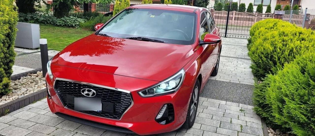 هیوندای i30 1.4 T-GDI پریمیوم