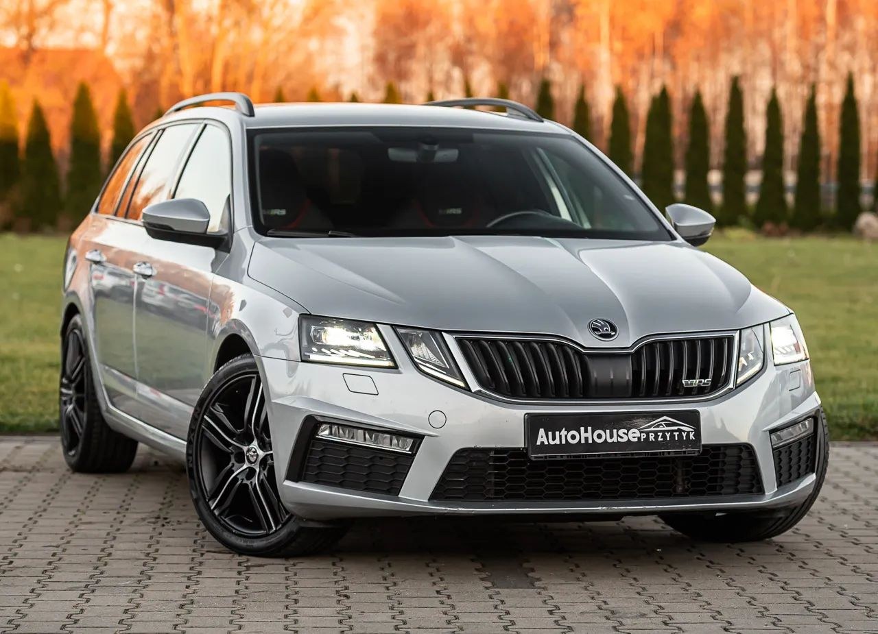 اشکودا اکتاویا 2.0 TDI 4x4 DSG RS