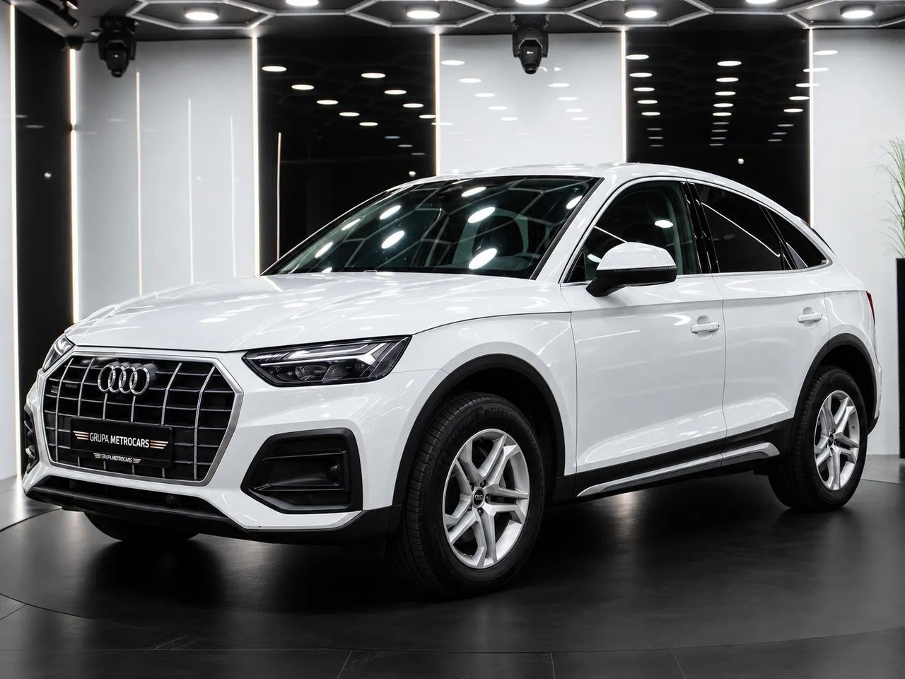 آئودی Q5 اسپورتبک 40 TDI mHEV کواترو ادونسد اس ترونیک