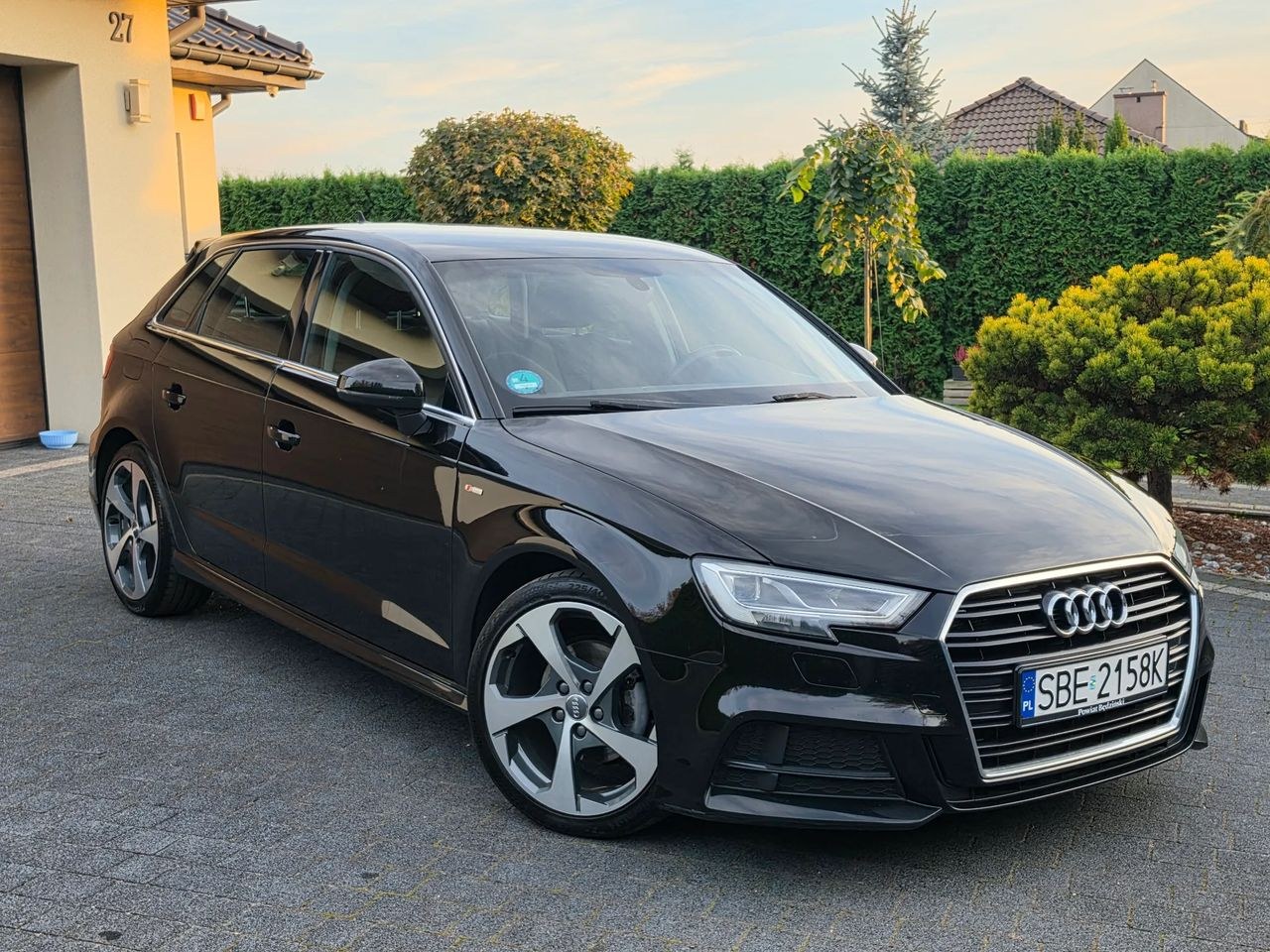 آئودی A3 اسپورتبک 1.5 TFSI سیلندر آن دیماند S tronic اسپرت
